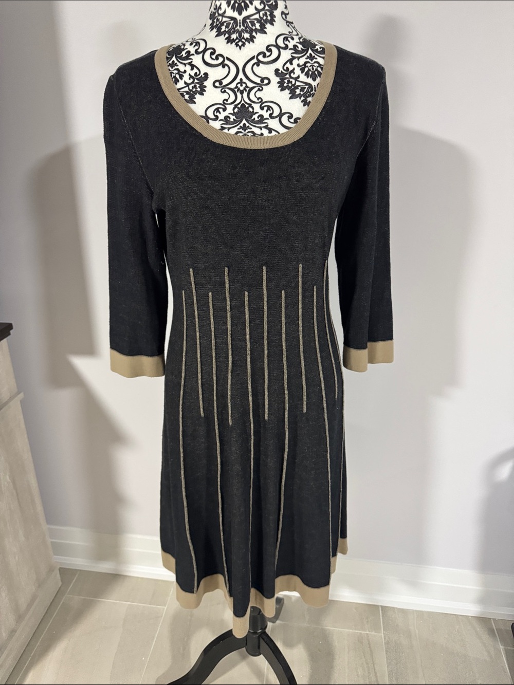 Nine West | Tan Waist Stripped Gray Knit Dress